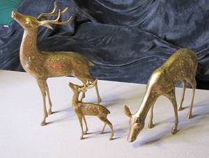 lot 79 image: 3 Solid Brass Deer