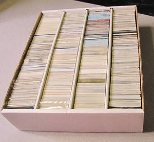 lot 453 image: Large sleeve of collectable trading...