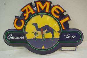 lot 8 image: Camel clock