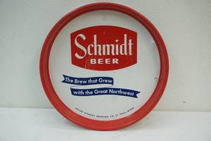 lot 24 image: Schmidt beer tray