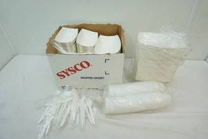 lot 59 image: paper boats, sauce cups, wrapped set of flatware