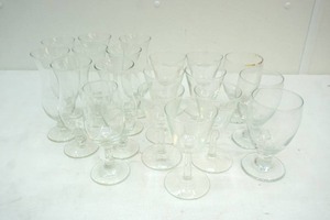 lot 86 image: wine glasses, water goblets