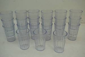 lot 99 image: plastic glasses