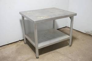 lot 166 image: work station table