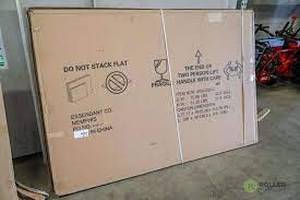 Universal UNV43204 48 x 72 Frameless Magnetic White Glass Markerboard
