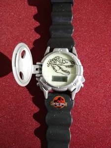 lot 31 image: Vintage Jurassic Park The Lost World Watch