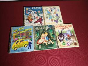 lot 5 image: (5) Vintage 1960s & 1970s Little Golden Books