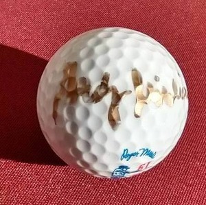 lot 149 image: Autographed Rudy Giuliani Golf Ball From Roger Maris Celebrity Golf Tournament