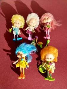 lot 150 image: Vintage Herself the Elf Doll Lot