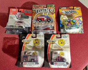 lot 153 image: Die-Cast Car & Truck Lot