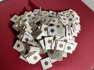 lot 155 image: 250 Wheat Pennies in 2x2 Sleeves