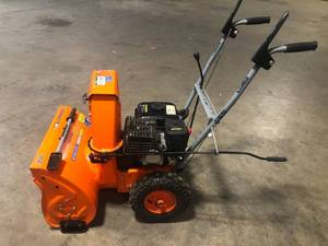 lot 3 image: YARDMAX YB5765 22 inch Two-Stage Snow Blower  in good condition customer return review pictures