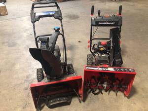 lot 10 image: Lot of Salvage Snowblowers for Parts review pictures customer returns