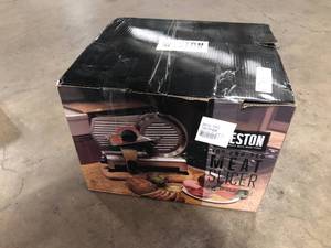 lot 24 image: Weston  Pro-320 200 W 10 in. Silver Electric Meat Slicer, Open Box, review all pictures