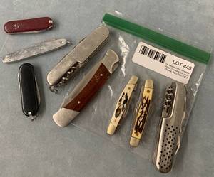 8 Pocket Knifes
