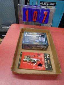 lot 107 image: Flat of tools. As shown.