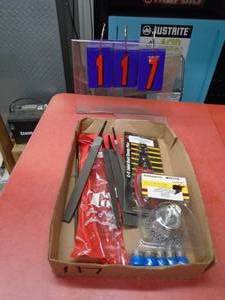 lot 117 image: Flat of tools. As shown.