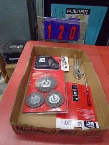 lot 120 image: Flat of tools. As shown.