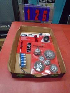 lot 126 image: Flat of tools. As shown.