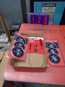 lot 128 image: Flat of tools. As shown.