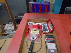 lot 130 image: Flat of tools. As shown.