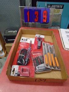 lot 139 image: Flat of tools. As shown.