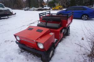 lot 6 image: Cushman Model 898547-7410 Truckster Utility CartVehicle