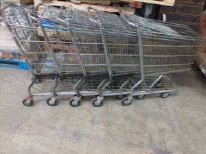 5 metal shopping carts...