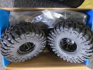 13 sets of new 2.2 rock crawler air-...