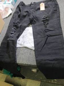4 new pairs of 5xl stretch pants...