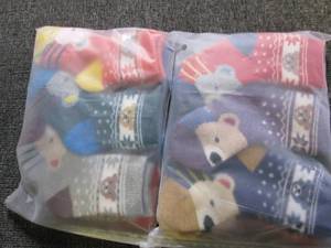 2 new packages of 6 toddlers socks ...