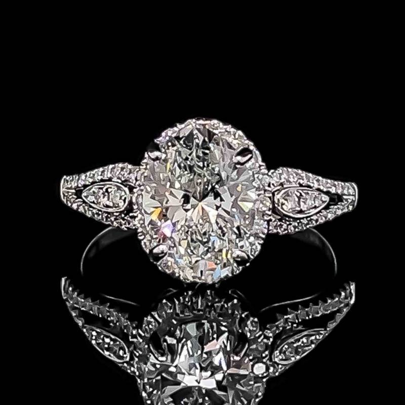 2.34 CTW CUSHION CUT LAB GROWN DIAMOND ENGAGEMENT RING D SI2