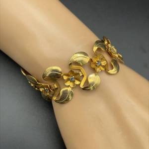 Statement Bold Smoke-Gray Rhinestone Floral Leaf Link Fashion Bracelet Gold Filled Rich Color