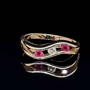 Natural Ruby & Diamond 3-Stone Past, Present & Future Wavy Channel Ring in 14k Yellow Gold $1100 Retail