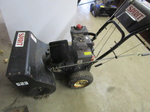 lot 25 image: Spirit Snowblower