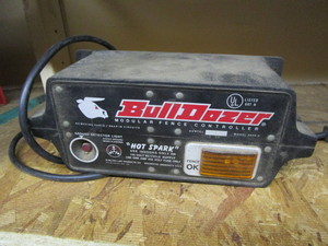 lot 13 image: Bulldozer Hot Spark
