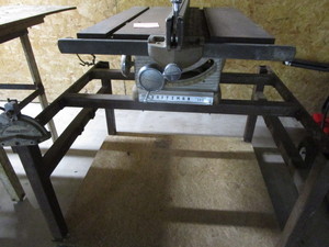 lot 26 image: Craftsman Vintage Table Saw