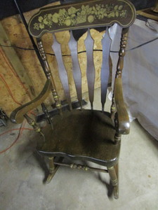 lot 49 image: Pine Rocker