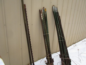 lot 61 image: Steel Fence Posts