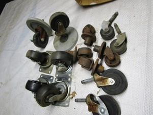 lot 79 image: Dolly Wheels