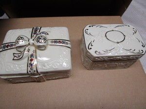 lot 85 image: Lenox Trinket Boxes