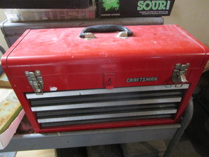 lot 101 image: Crafts Toolbox & Tools