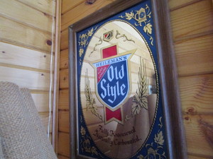 lot 114 image: Old Style Mirror