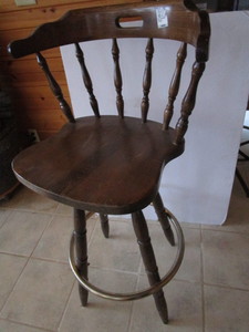 lot 117 image: Wooden Stool