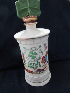 Annual Irish Decanter 1977