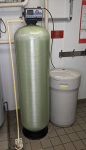 lot 6 image: Canature Water Softener with Salt Container