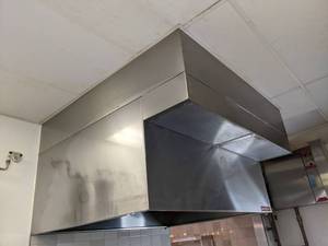 lot 11 image: Commercial Kitchen CaptiveAire Exhaust Hood with Exhaust Damper
