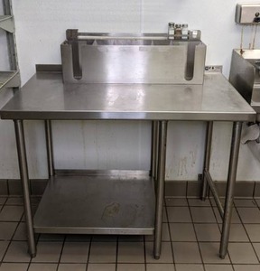 lot 19 image: Commercial Stainless Steel Counter Table with Organizer