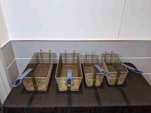 lot 46 image: (4) Commercial Deep Fryer Baskets
