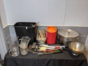 lot 58 image: Assorted Commercial Kitchen Items - Measuring Cups, Cooking Utensils, Plastic Oval Food Baskets, Large Cooking Pot and Bowl